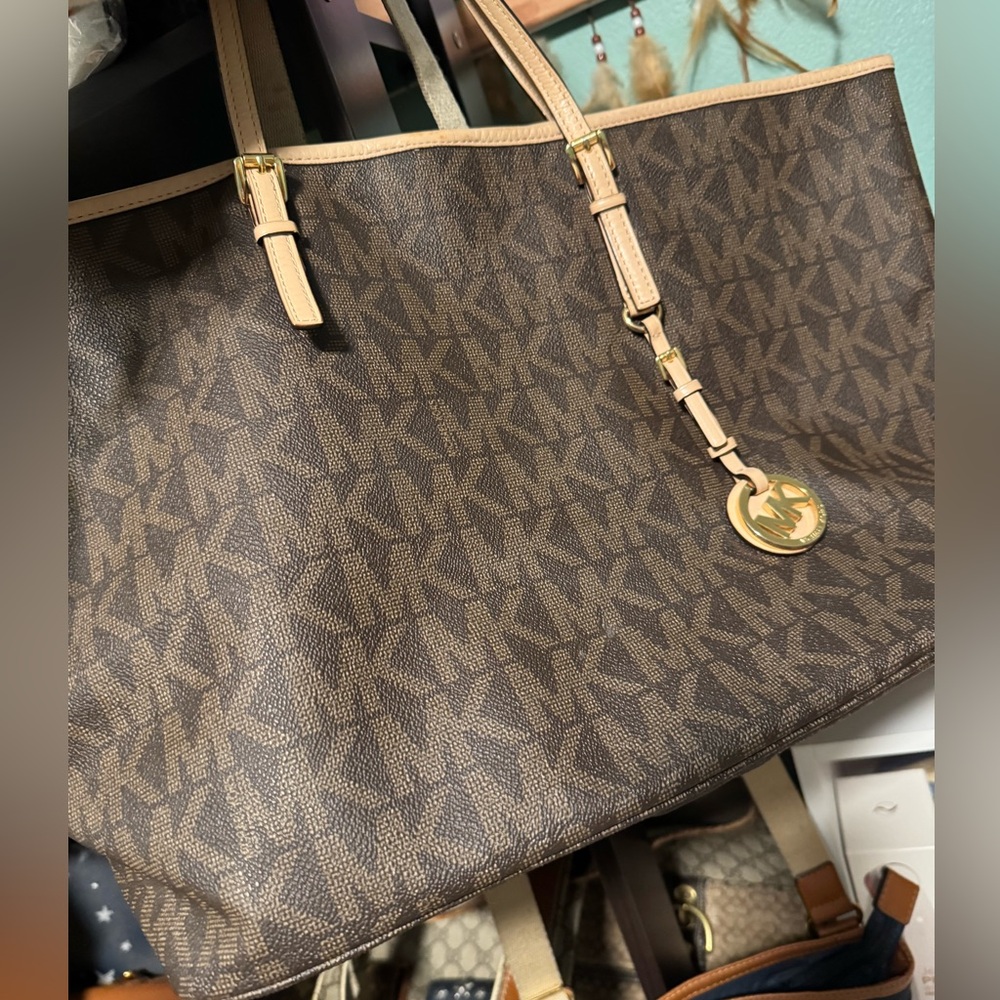 Michael Kors tote